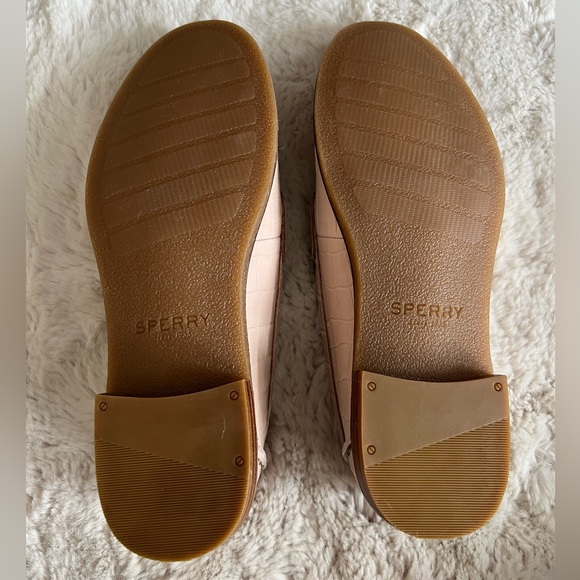 Sperry Penny Loafer Croc Embossed Leather Shoes - Picture 2 of 9
